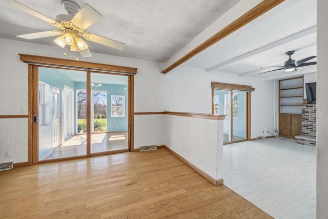 3828 Beacon Hill Drive, Janesville, WI 53546