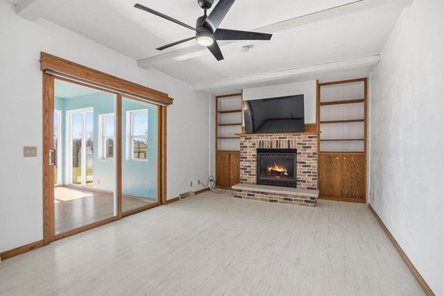 3828 Beacon Hill Drive, Janesville, WI 53546