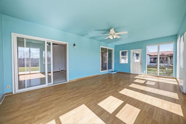 3828 Beacon Hill Drive, Janesville, WI 53546