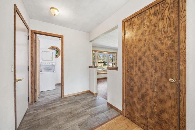 3828 Beacon Hill Drive, Janesville, WI 53546