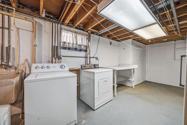 3828 Beacon Hill Drive, Janesville, WI 53546