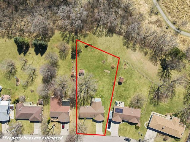 3828 Beacon Hill Drive, Janesville, WI 53546