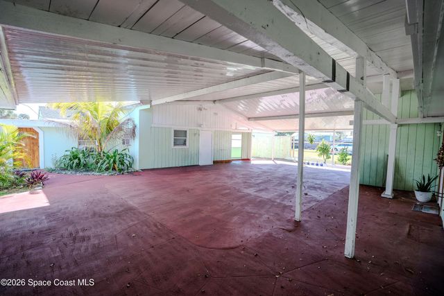 2581 Spence Drive NE, Palm Bay, FL 32905