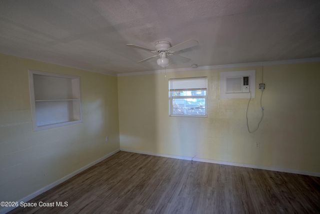 2581 Spence Drive NE, Palm Bay, FL 32905