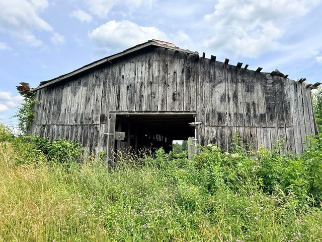7220 Flemingsburg Road, Morehead, KY 40351