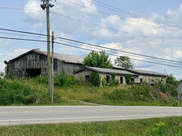 7220 Flemingsburg Road, Morehead, KY 40351