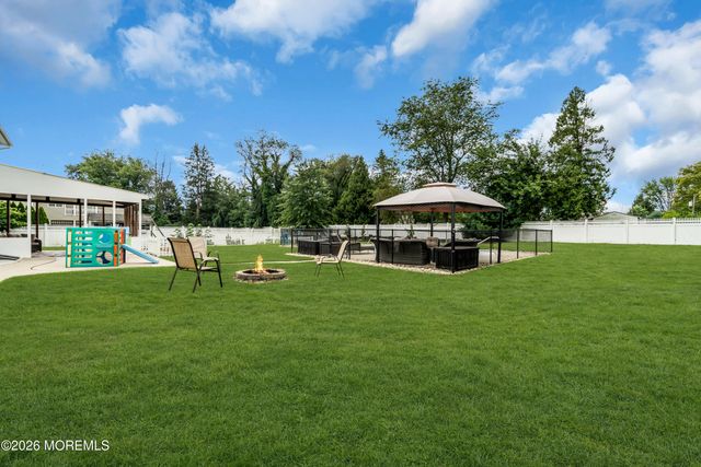 121 Bar Harbor Road S, Freehold, NJ 07728