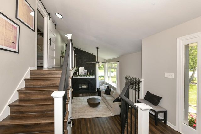 4100 W Fieldview COURT, Franklin, WI 53132