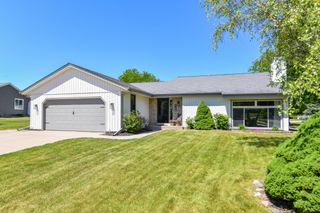 4100 W Fieldview COURT, Franklin, WI 53132
