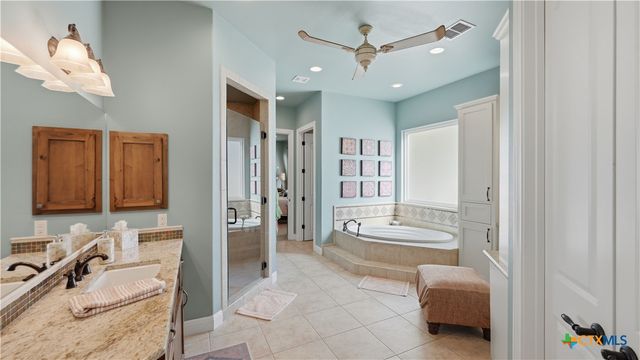 384 Rancho Road, New Braunfels, TX 78130