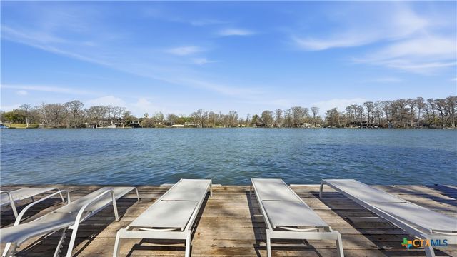 384 Rancho Road, New Braunfels, TX 78130