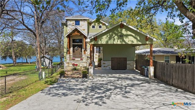 384 Rancho Road, New Braunfels, TX 78130