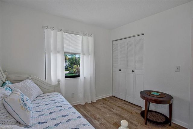 4358 27th CT SW 206, Naples, FL 34116