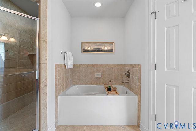 170 Rappa Run Rd, Topping, VA 23169