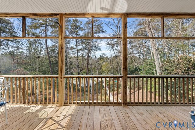 170 Rappa Run Rd, Topping, VA 23169