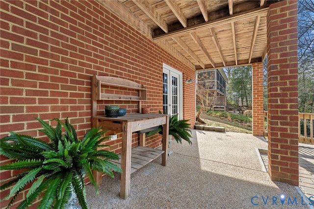 170 Rappa Run Rd, Topping, VA 23169