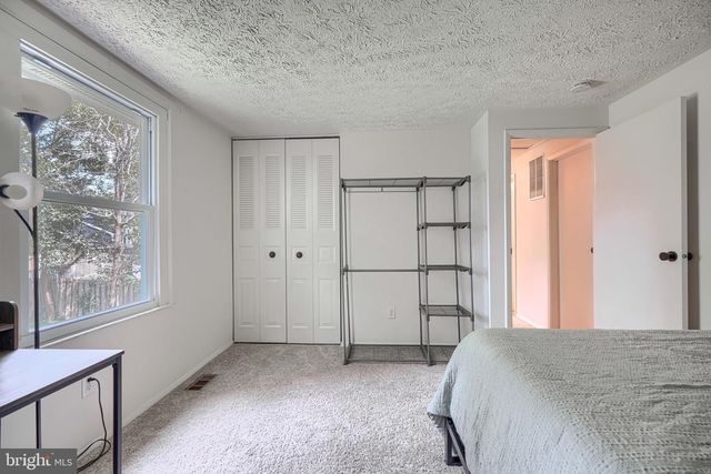 1406 FAIRBANKS DR, Hanover, MD 21076