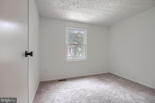 1406 FAIRBANKS DR, Hanover, MD 21076