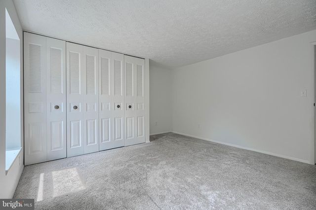 1406 FAIRBANKS DR, Hanover, MD 21076