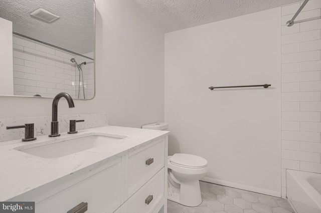 1406 FAIRBANKS DR, Hanover, MD 21076