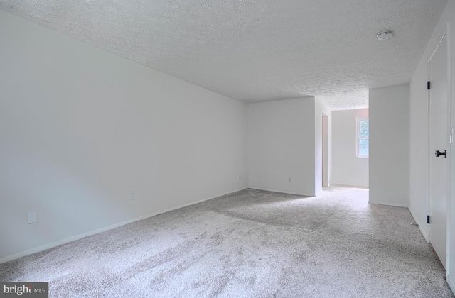 1406 FAIRBANKS DR, Hanover, MD 21076
