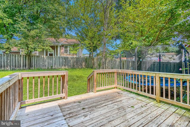 1406 FAIRBANKS DR, Hanover, MD 21076
