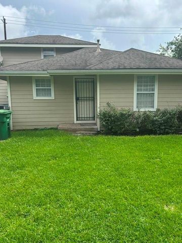 3260 Simmons Street, Houston, TX 77004