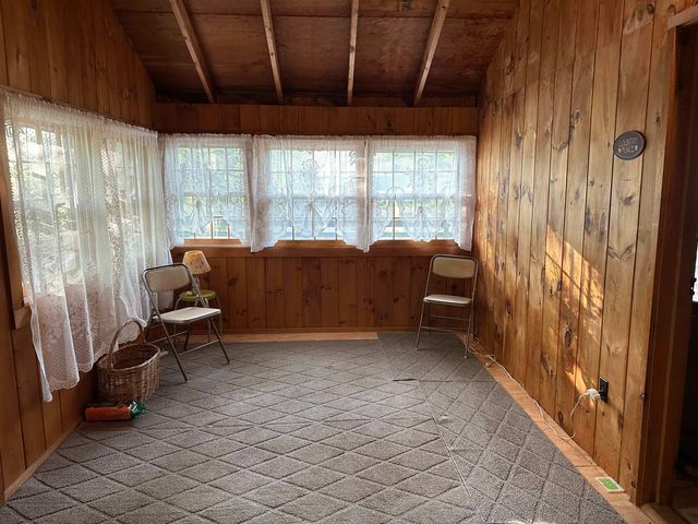 176 Upper Pratt Pond Road, New Ipswich, NH 03071