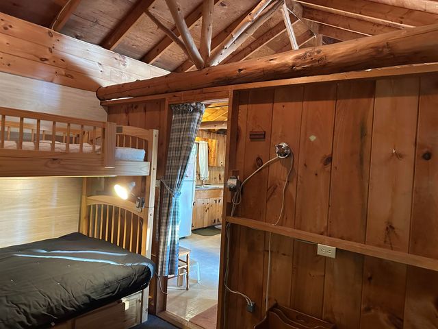 176 Upper Pratt Pond Road, New Ipswich, NH 03071