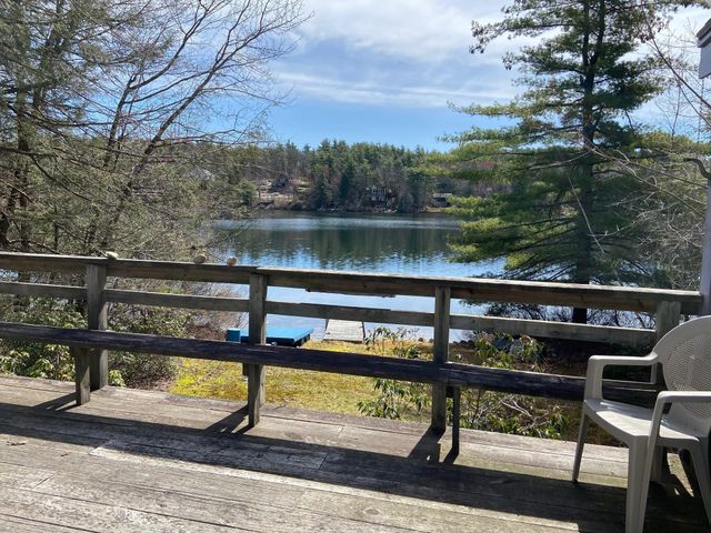 176 Upper Pratt Pond Road, New Ipswich, NH 03071