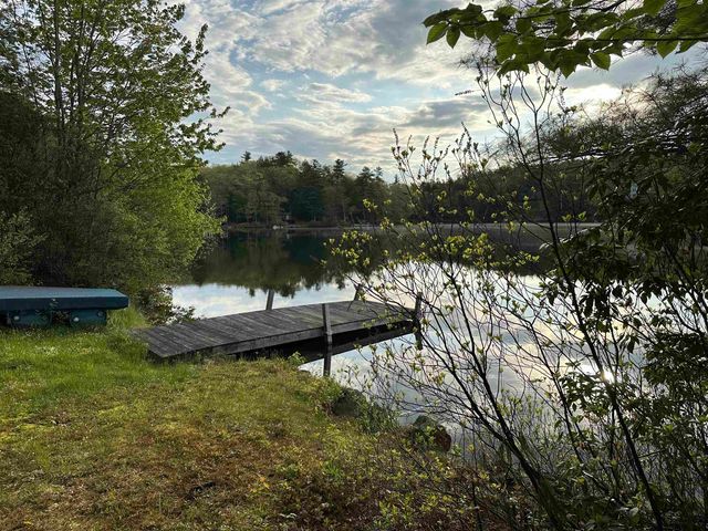 176 Upper Pratt Pond Road, New Ipswich, NH 03071