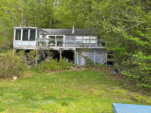 176 Upper Pratt Pond Road, New Ipswich, NH 03071