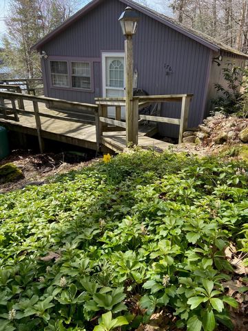 176 Upper Pratt Pond Road, New Ipswich, NH 03071