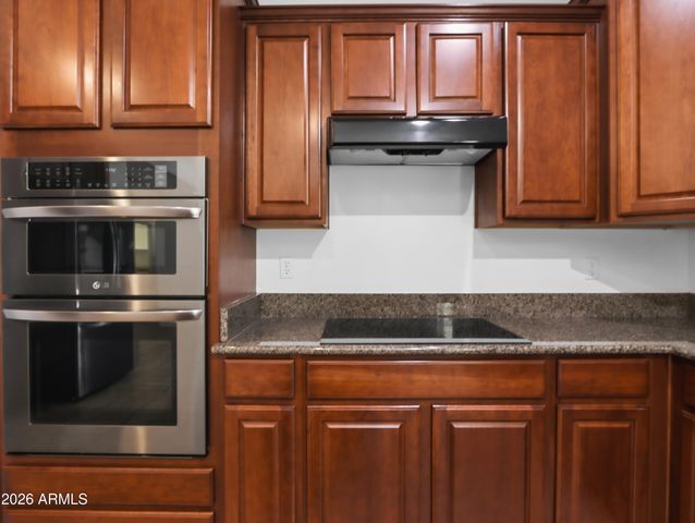 9011 W RED FOX Road, Peoria, AZ 85383