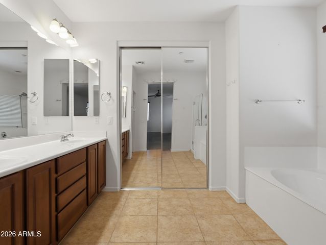 9011 W RED FOX Road, Peoria, AZ 85383