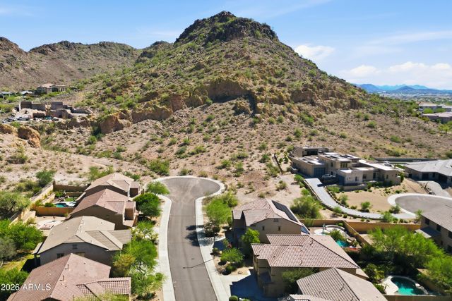 9011 W RED FOX Road, Peoria, AZ 85383