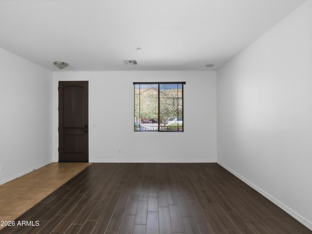 9011 W RED FOX Road, Peoria, AZ 85383