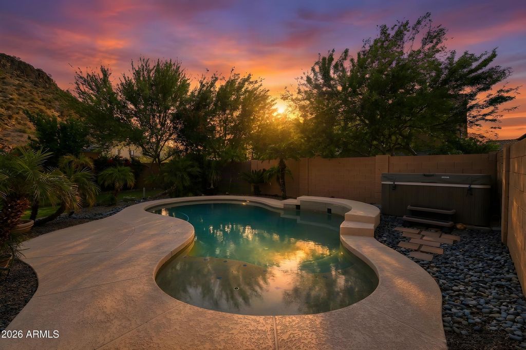 9011 W RED FOX Road, Peoria, AZ 85383 — photo 3