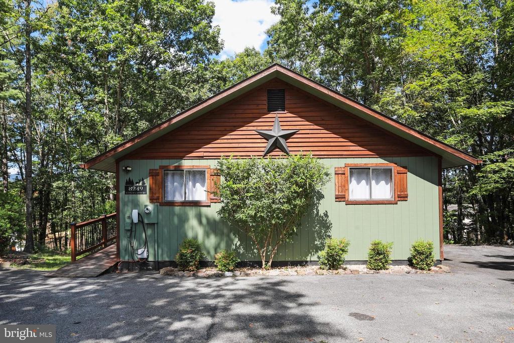 8249 SUPINLICK RIDGE RD, Mount Jackson, VA 22842