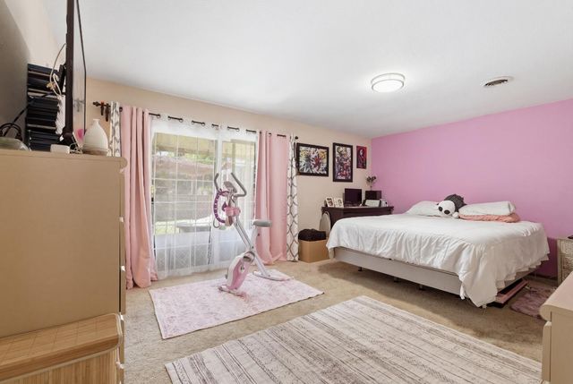 5905 Merlindale Dr, Citrus Heights, CA 95610
