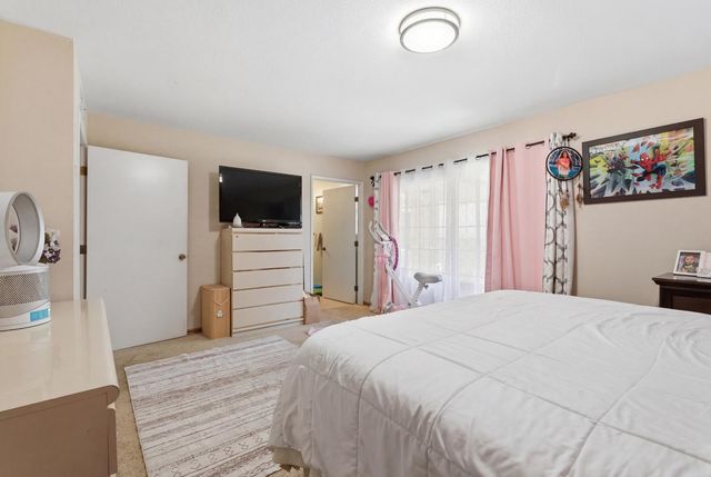 5905 Merlindale Dr, Citrus Heights, CA 95610