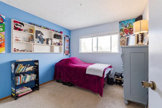 5905 Merlindale Dr, Citrus Heights, CA 95610