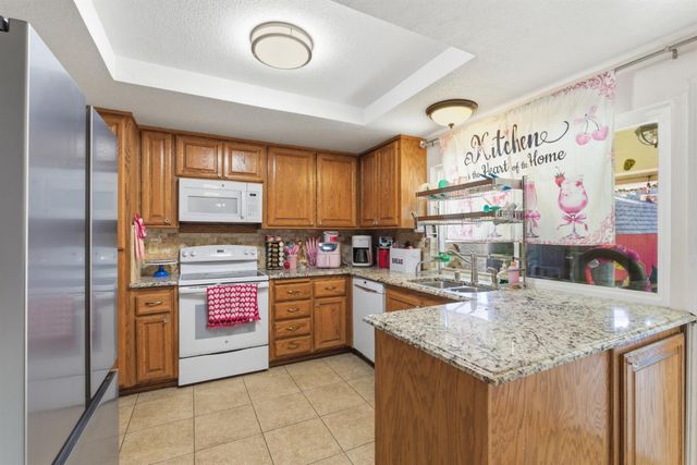 5905 Merlindale Dr, Citrus Heights, CA 95610