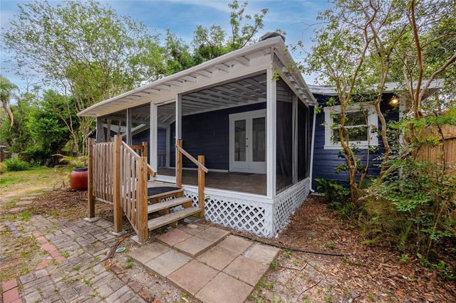 7134 LAUDER PLACE, Tampa, FL 33617
