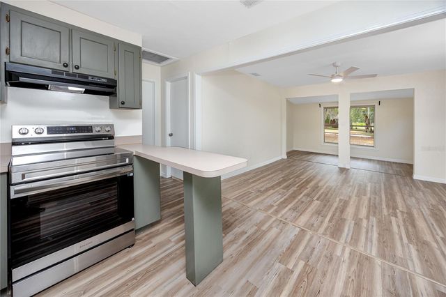 7134 LAUDER PLACE, Tampa, FL 33617