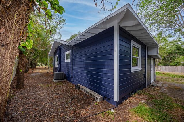 7134 LAUDER PLACE, Tampa, FL 33617