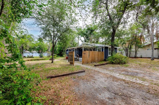 7134 LAUDER PLACE, Tampa, FL 33617