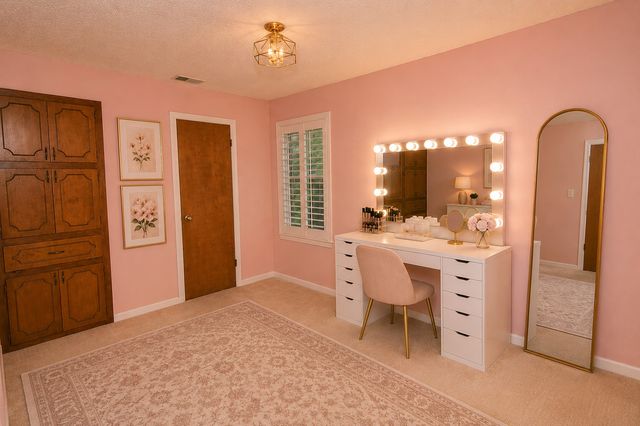 5132 Fairway Circle, De Cordova, TX 76049
