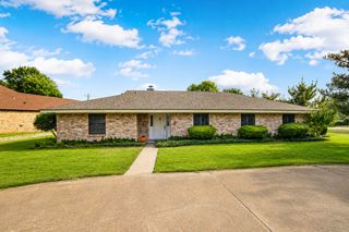 5132 Fairway Circle, De Cordova, TX 76049