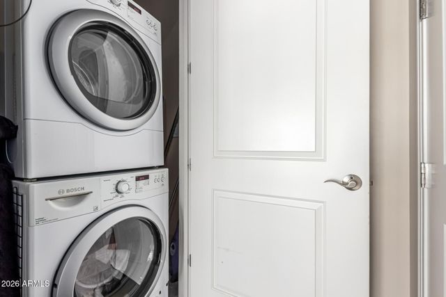 1 E LEXINGTON Avenue 1407, Phoenix, AZ 85012